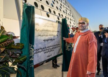 Le Roi Mohamed VI inaugure la nouvelle gare routière de Rabat