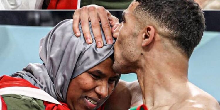 Achraf Hakimi : « Ma mère était une femme de ménage. Mon père était un vendeur ambulant »