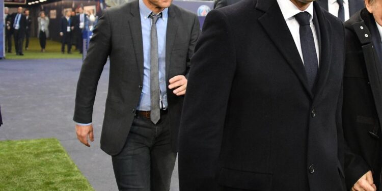 Coupe du monde 2022: le président Macron au Qatar pour assister à la demi-finale France-Maroc