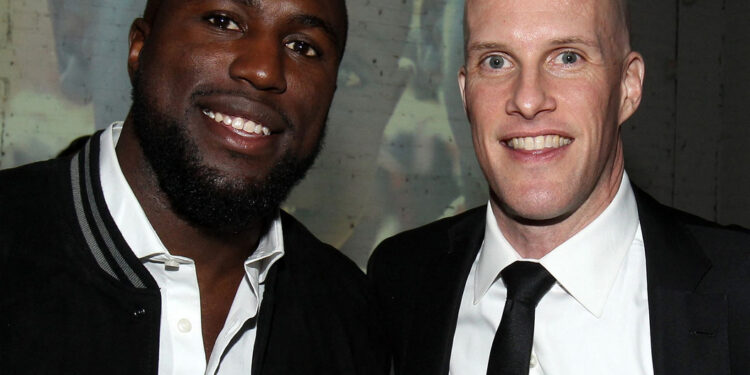 Un célèbre journaliste sportif américain décède en assurant la couverture du quart de finale au Qatar