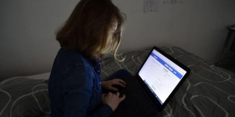 Un réseau de sextorsion ciblant les ressortissants du Golfe arrêté