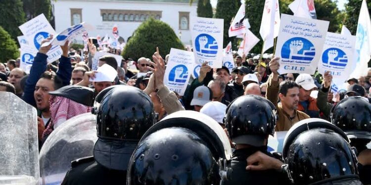 Les enseignants manifestent à Rabat