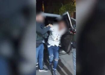 Vidéo: Un Marocain, chef de l’un des plus violents réseaux de trafic de drogue en Espagne, arrêté par la Garde Civile