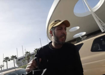 Vidéo: le chauffeur de taxi de Marrakech condamné pour escroquerie d’un célèbre YouTuber britannique