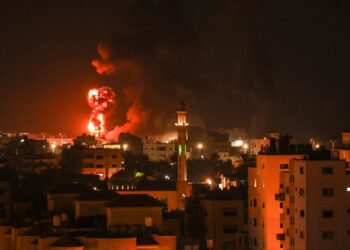 Frappes aériennes israéliennes sur la bande de Gaza