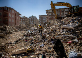 Un survivant retrouvé en Turquie 278 heures après les séismes