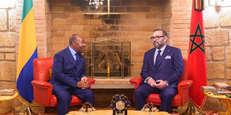 Le Roi Mohammed VI offre son soutien agricole au Gabon avec un don de 2 000 tonnes de fertilisants