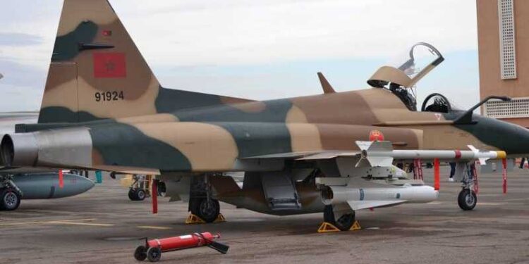 Entraînement de haut niveau pour les Forces Royales Air du Maroc à la base aérienne Al Dhafra