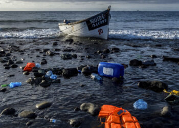 Au moins 73 migrants “présumés morts” au large de la Libye
