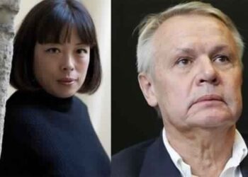 Peine de prison et amende pour les deux journalistes français accusés de chantage sur le roi Mohamed VI