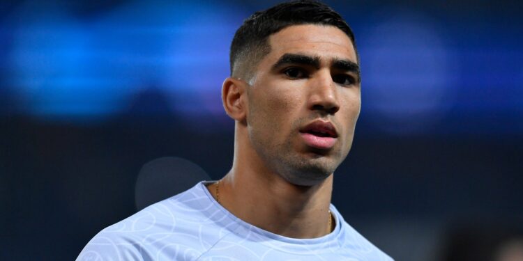 Achraf Hakimi en difficulté lors du match contre le Bayern Munich : la pression judiciaire en cause ?