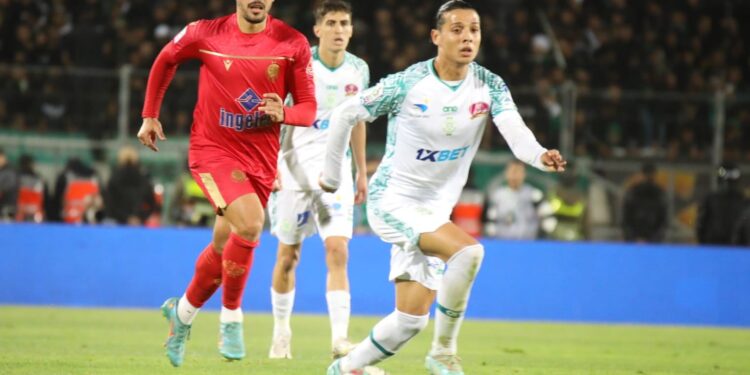 Derby casablancais : le Wydad évite la défaite face au Raja grâce à un penalty à la dernière minute