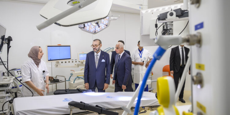Le Roi Mohammed VI inaugure le Centre Hospitalier Universitaire Mohammed VI à Tanger