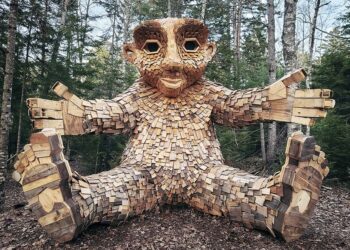 Chasse au trésor mondiale: un défi planétaire lancé par l’artiste danois Thomas Dambo