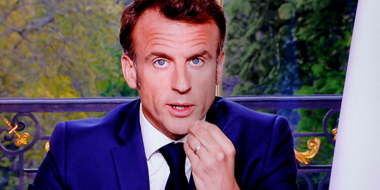 Concerts de casseroles en France : Les manifestants dénoncent l’inaction de Macron sur la réforme des retraites