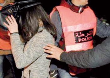 Une soi-disant actrice associative démasquée : Arnaque électrique à grande échelle dans la région de Zemamra