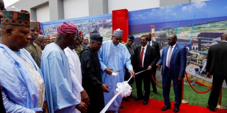Une avancée majeure pour le Nigeria : Inauguration de sa première raffinerie de pétrole
