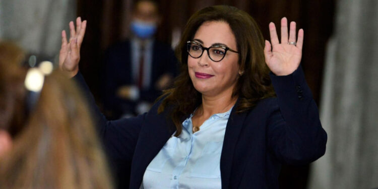 Crise à la mairie de Rabat : Asmaa Rhlalou face à l’opposition et ses propres camarades du RNI