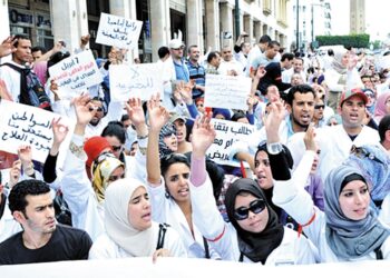 Grève nationale des infirmiers : L&rsquo;appel à l&rsquo;équité salariale résonne à Rabat