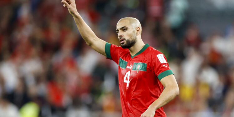 Sofyan Amrabat courtisé par les grands clubs européens : Milan AC entre dans la danse