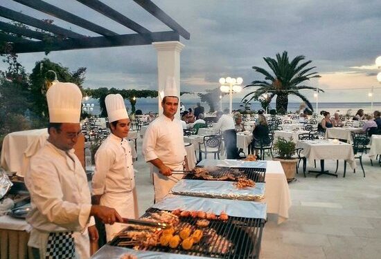 Le dilemme de l’Aïd Al-Adha : le sacrifice du mouton ou le plaisir du voyage