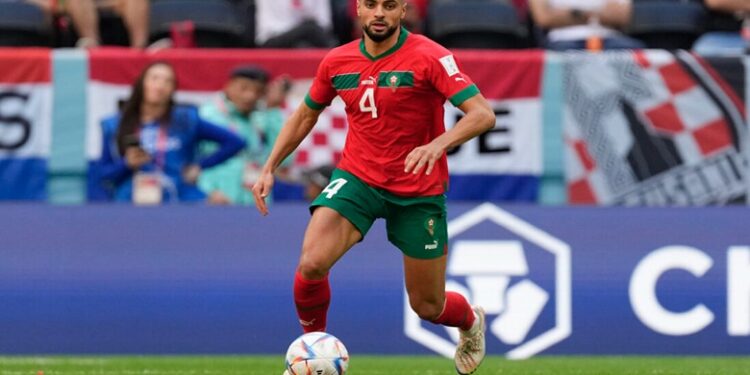 La Fiorentina refuse de céder Sofyan Amrabat à un prix réduit, Al Ahli prêt à passer à l’action