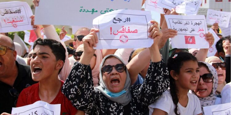 Vengeance et craintes à Sfax après le meurtre d’un Tunisien par des migrants