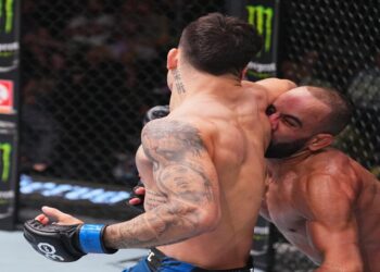 Vidéo. UFC Vegas 77 : Défaite cuisante pour le Marocain Ottman Azaitar face à l’Argentin Francisco Prado