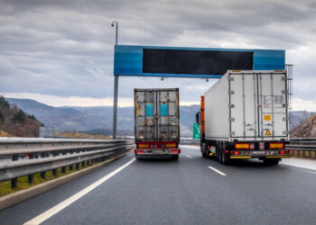 Hausse des carburants : Une bouée de sauvetage gouvernementale pour les professionnels du transport.