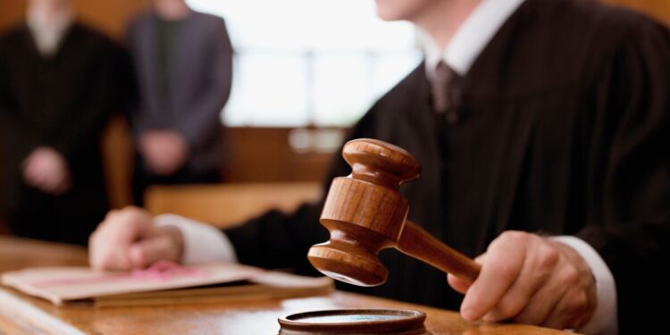 Nouveau décret sur les magistrats de grade exceptionnel : échelons et avantages définis