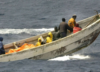 Interception d’une Pirogue de Migrants au Large de Dakhla : 130 Candidats à la Migration Irrégulière Secourus