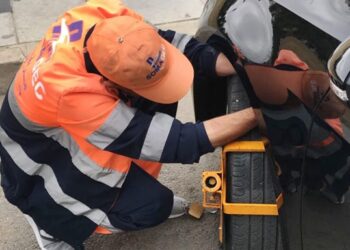 Tanger met fin à l’usage des Sabots de Denver dans les parkings