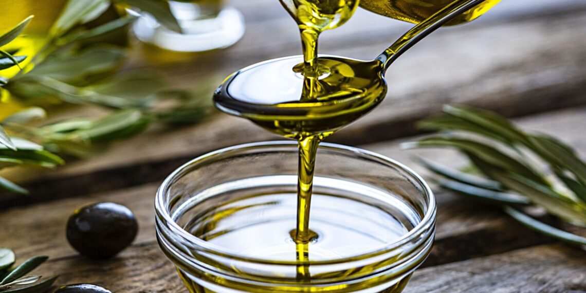 La flambée des prix de l&rsquo;huile d&rsquo;olive au Maroc : Un défi pour les consommateurs