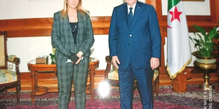 Saïda Neghza sonne l’alarme : De soutien à critique du gouvernement algérien