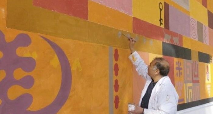 Moustapha Zoufri : L’éclat de l’imaginaire africain à Bab Rouah