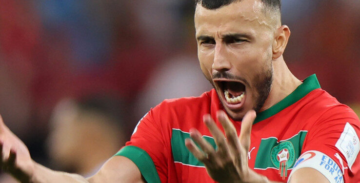 Romain Saïss : Du Besiktas à Al-Shabab, le Lion de l’Atlas rugit en Arabie Saoudite