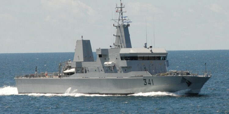 La Marine Royale marocaine secourt 189 candidats à la migration clandestine au sud de Dakhla