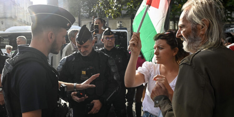 La liberté d’expression en danger : La France est-elle sur une pente glissante?