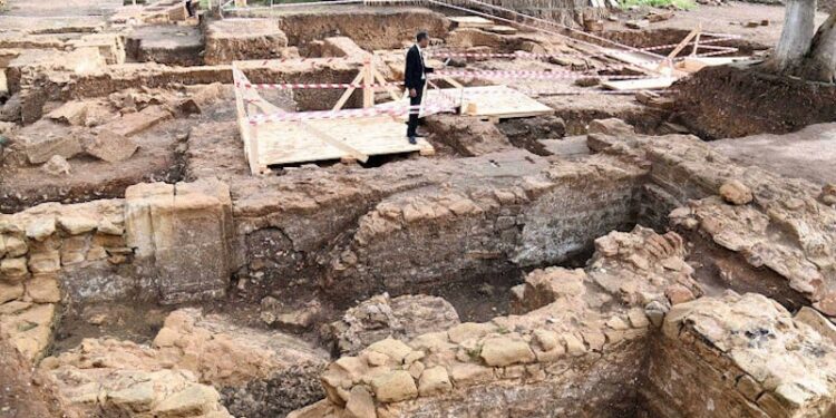 Chellah dévoilée: : Rabat et ses trésors archéologiques ressuscités