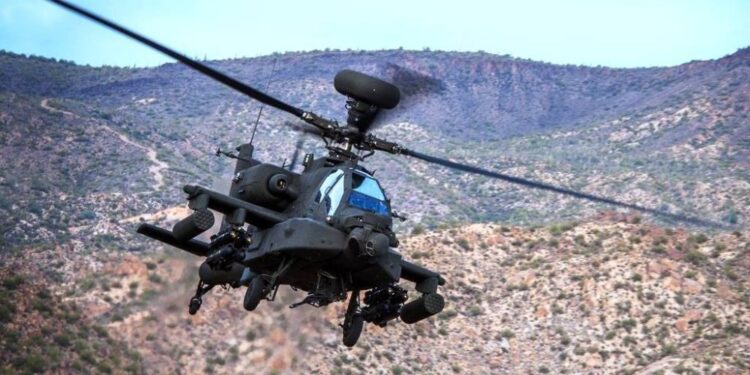 Le Maroc modernise sa flotte aérienne avec des hélicoptères Apache de Boeing