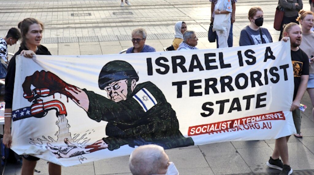 Israël face à l&rsquo;isolation internationale et à des appels aux sanctions