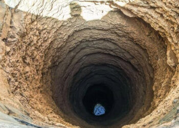 Une explosion fatale lors du forage d’un puits: 1 mort et 5 blessés graves