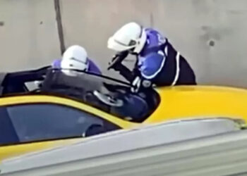 France: le policier auteur du tir mortel de Nahel remis en liberté