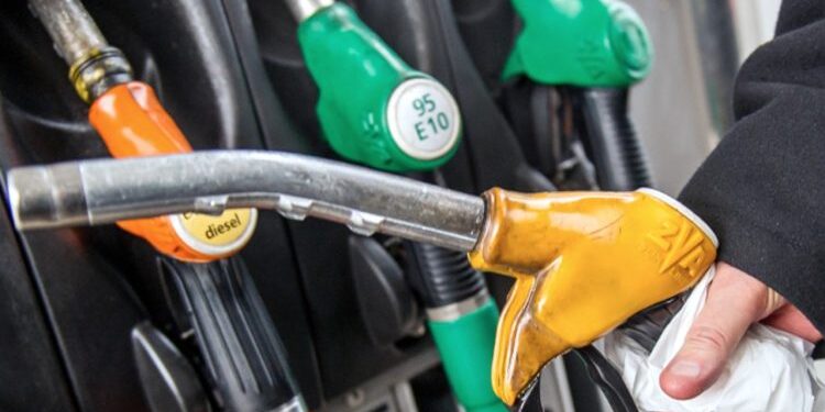 Baisse des tarifs du carburant : Une bonne nouvelle à l’horizon