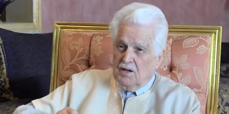 Mohamed Bendaddouch, icône de la radio nationale marocaine, décède à l’âge de 94 ans