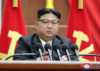 Kim Jong Un menace Séoul de frappes nucléaires et prépare la guerre