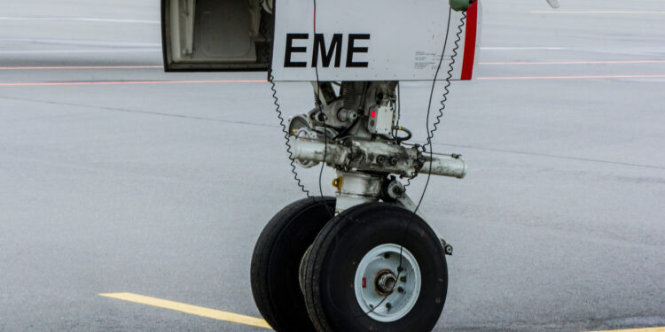 Survivant miraculeux : Un jeune Algérien retrouvé dans le train d’atterrissage d’un vol en provenance d’Oran