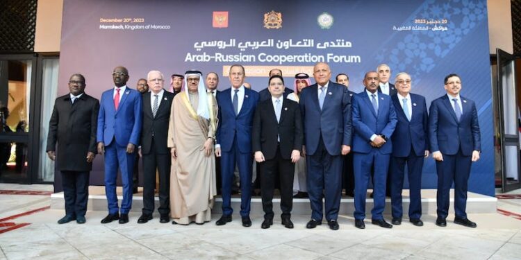 Relations diplomatiques en dents de scie : Les absences de la Syrie et de l’Algérie au Forum arabo-russe soulignent les tensions persistantes