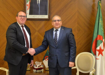 Joshua Harris en mission diplomatique en Algérie pour une solution au conflit du Sahara