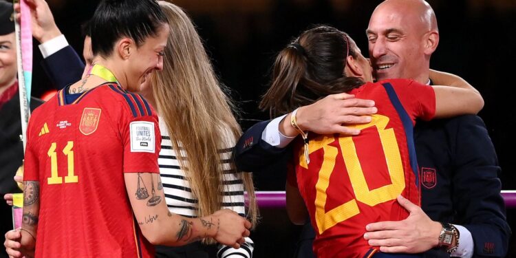 Rubiales a “embrassé de force” une joueuse anglaise lors de la Coupe du Monde féminine